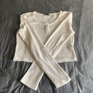 White cropped long-sleeve